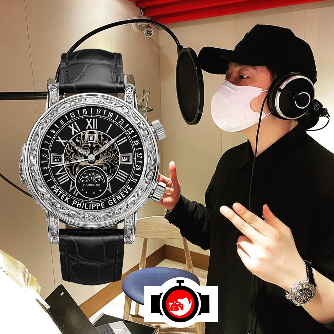 singer Will Pan spotted wearing a Patek Philippe 6002G