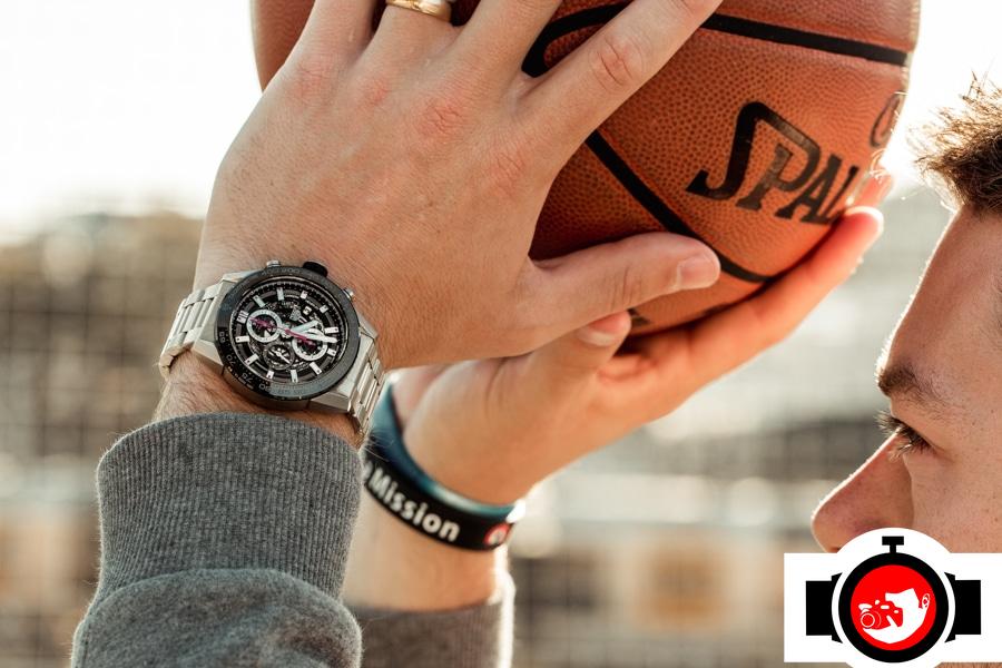 basketball player Matthew Dellavedova spotted wearing a Tag Heuer 