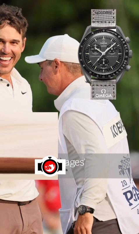 golfer Ricky Elliott spotted wearing a Swatch 