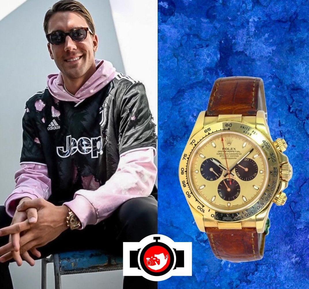 footballer Dusan Vlahovic spotted wearing a Rolex 116518