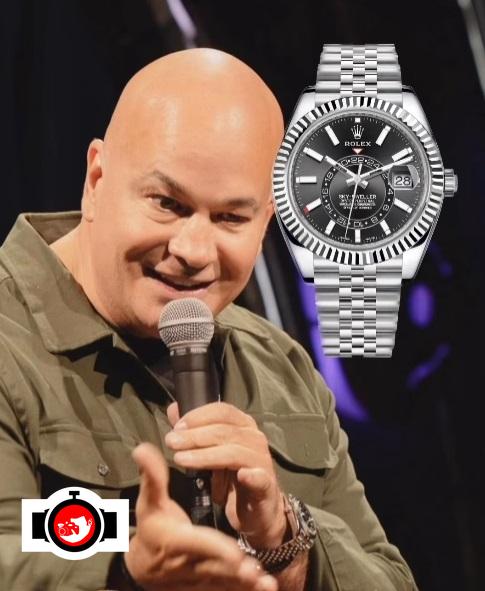 comedian Robert Kelly spotted wearing a Rolex 