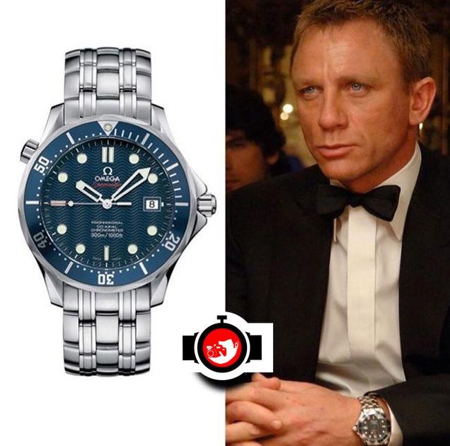 actor Daniel Craig spotted wearing a Omega 2220.80.00