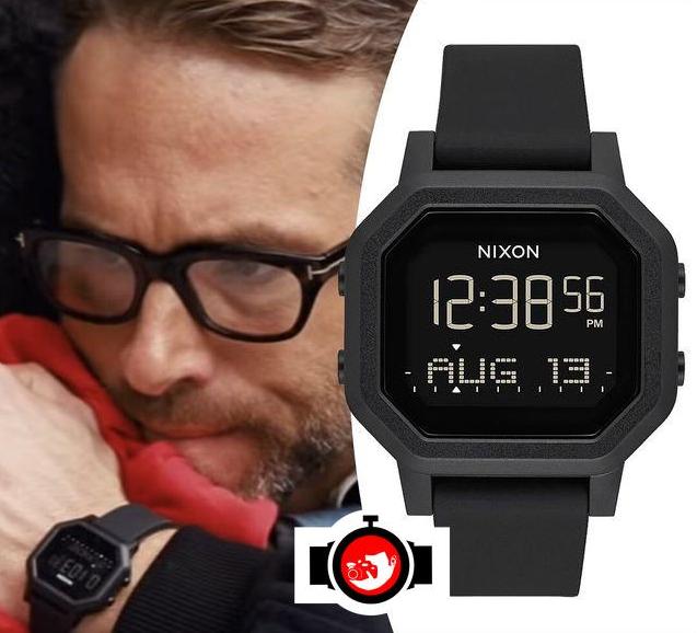 actor Ryan Reynolds spotted wearing a Nixon A1210-001-00