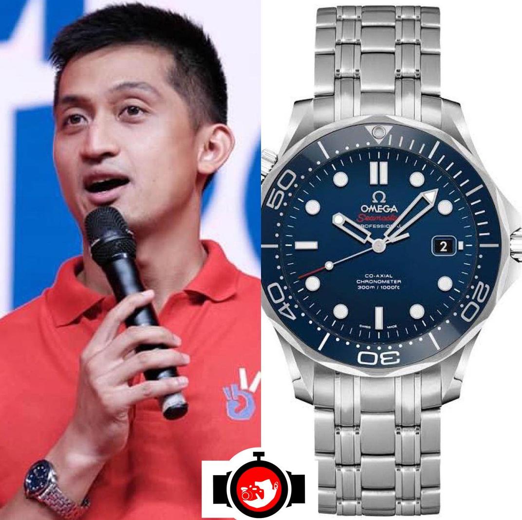 politician Matthew Manotoc spotted wearing a Omega 212.30.36.20.03.001