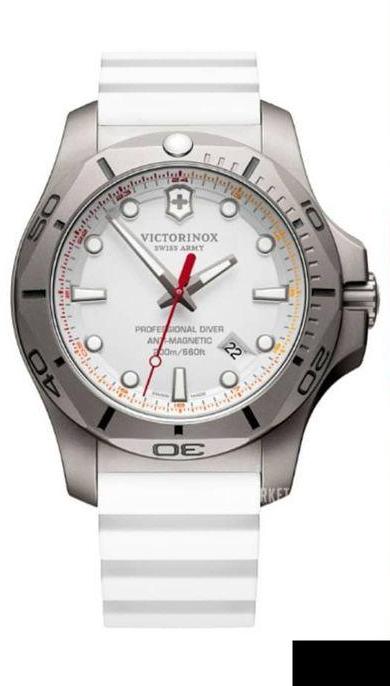 Victorinox 241811 celebrities