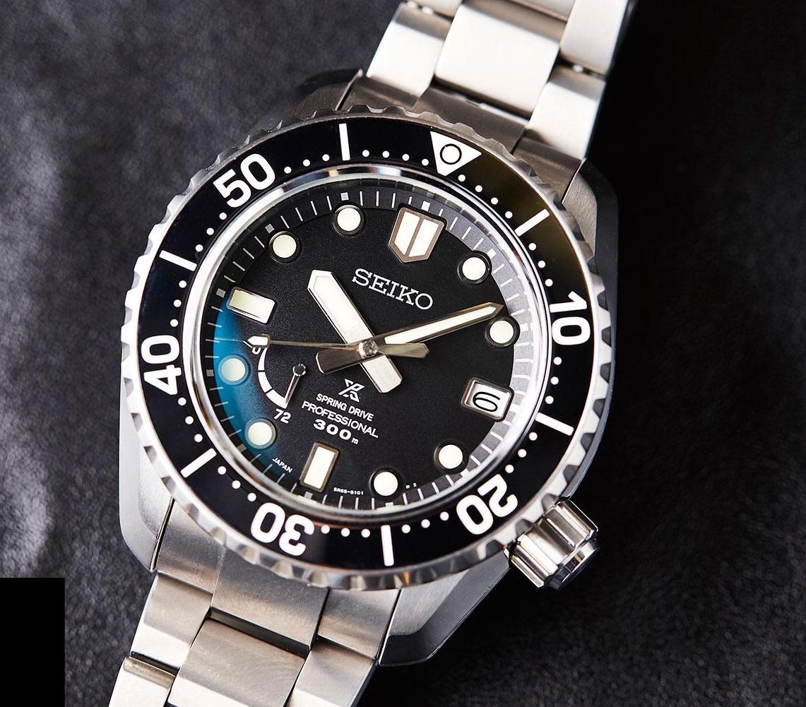 Seiko SNR029J celebrities