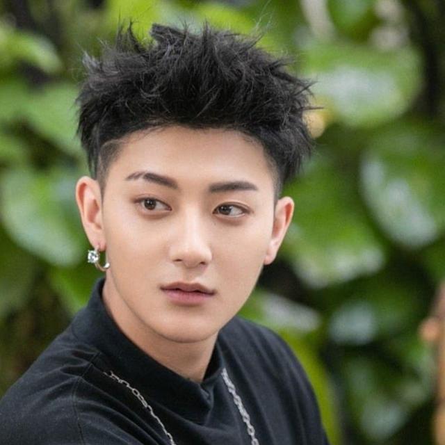 hztttao the Chinese actor and singer Huang Zitao wears a @richardmille RM  53-05 made in collaboration singer and artist @pharrell Williams…